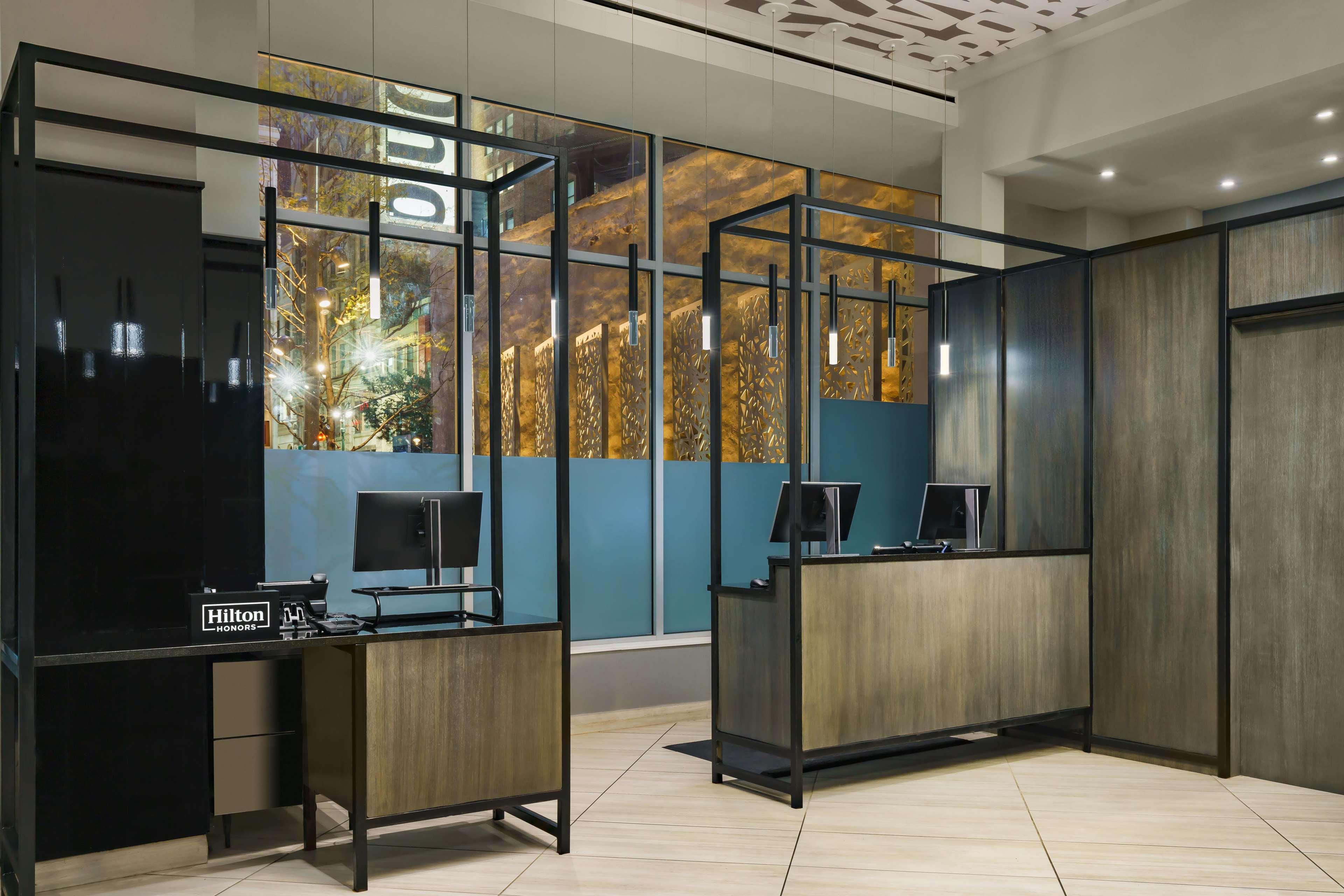 Hotel Doubletree By Hilton New York Times Square South Exteriér fotografie